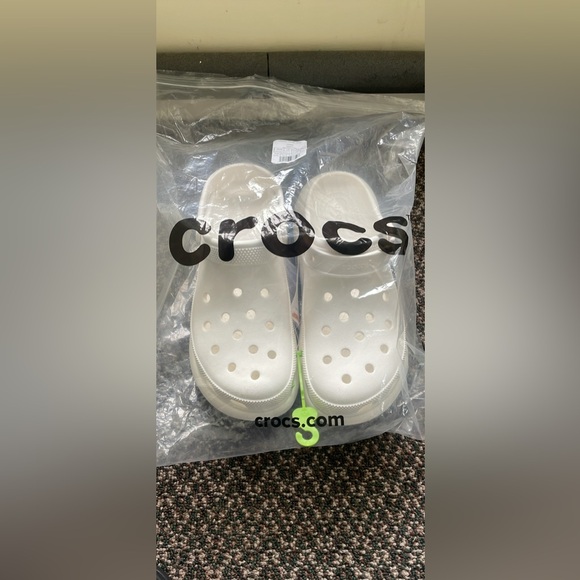 Brand New Crocs Crush Clogs - Picture 1 of 3